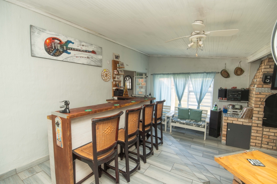 6 Bedroom Property for Sale in Sherwood Eastern Cape